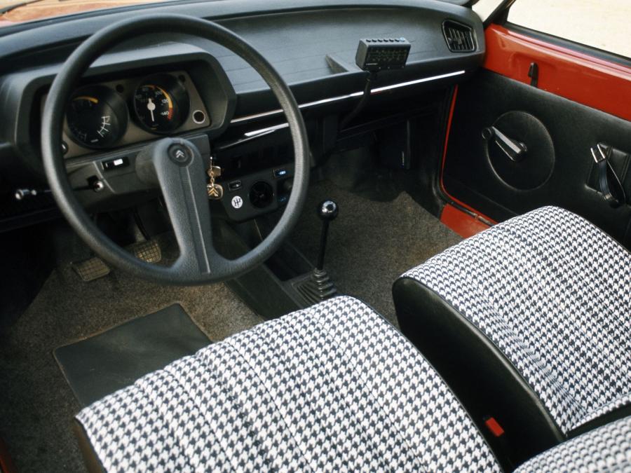  Citroen LN 1976 года  (фото 8 из 29)